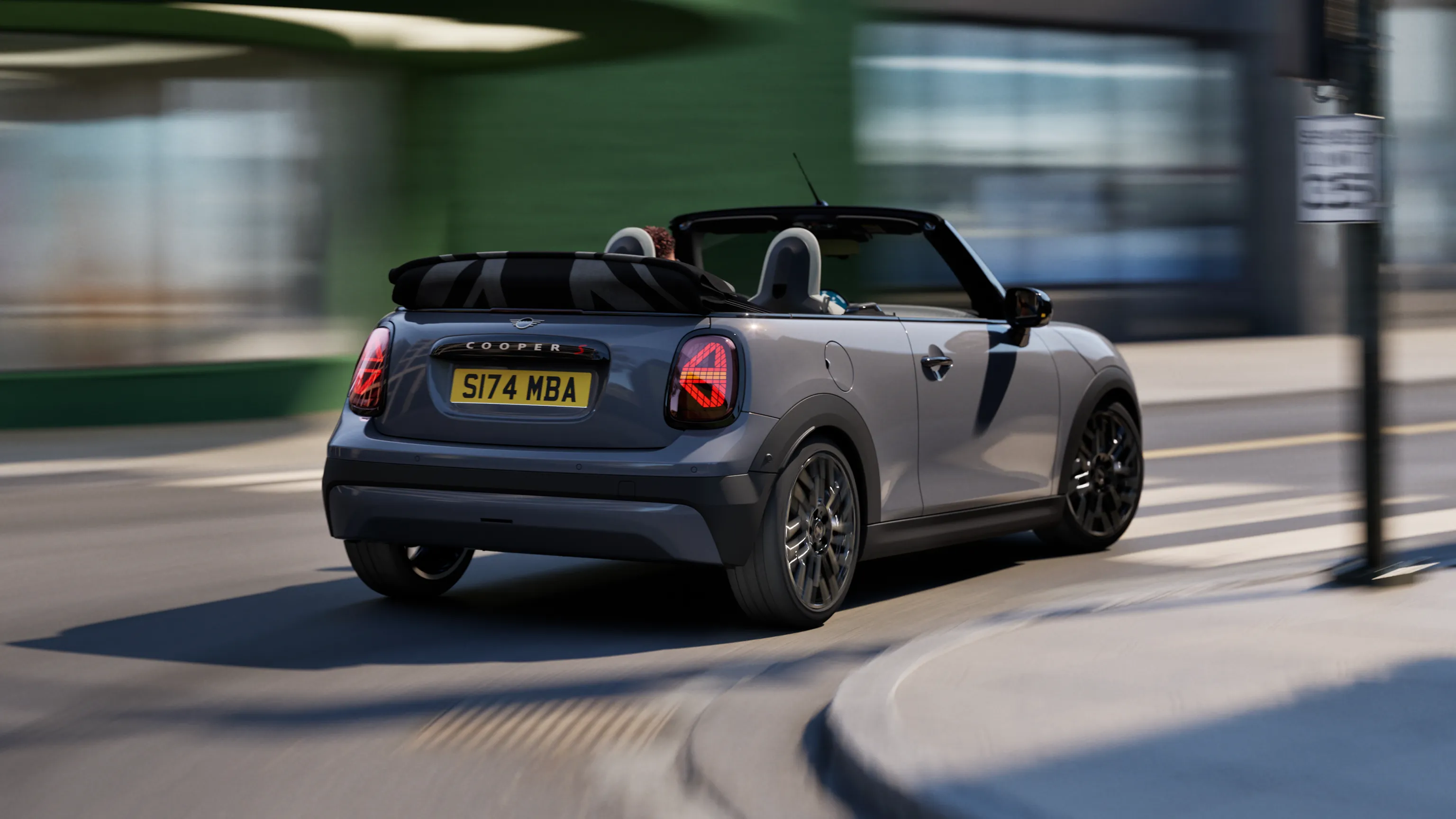 MINI Cooper‏ קבריולה - חוויית נהיגה - הנקודות העיקריות