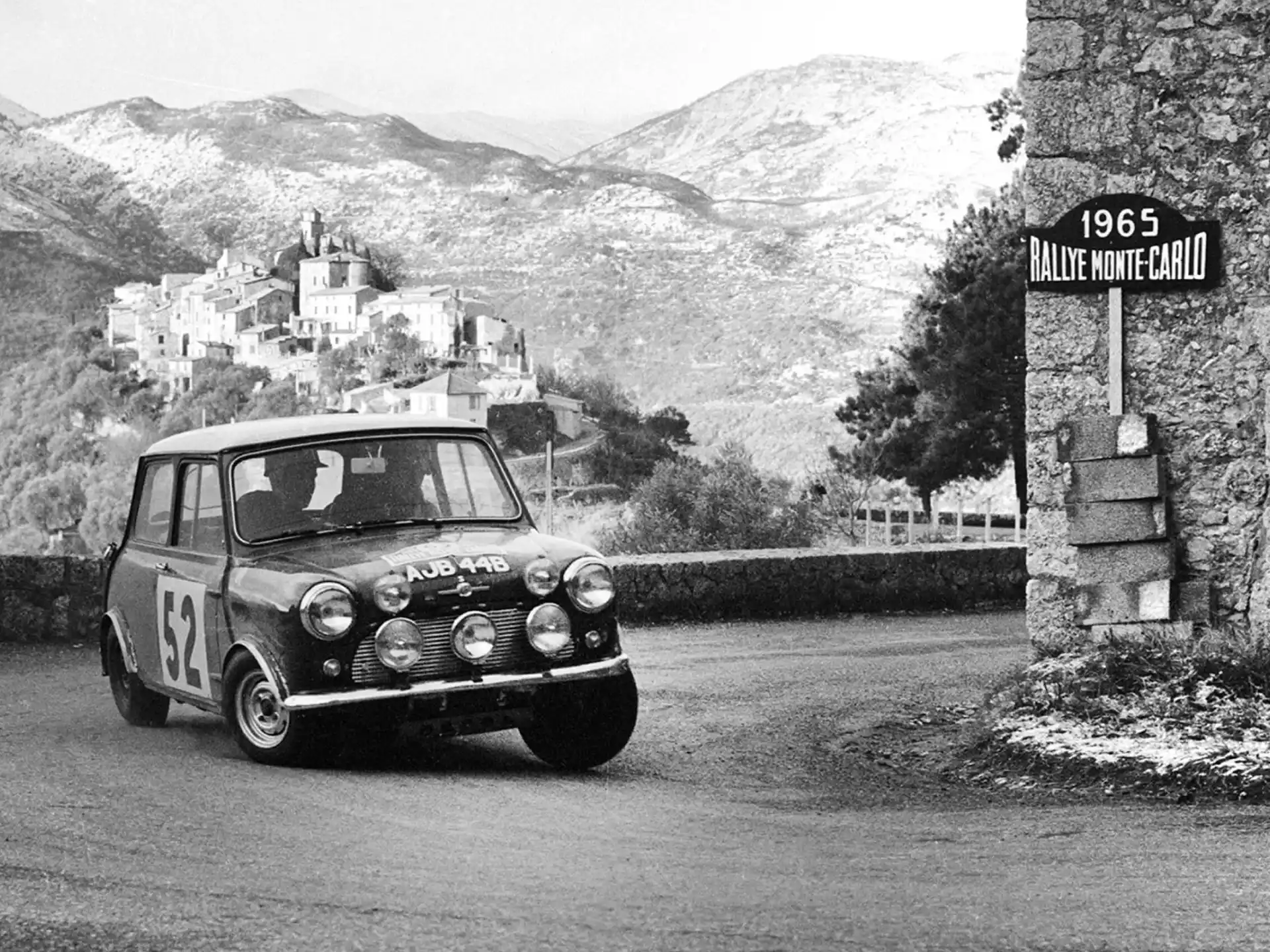 MINI John Cooper Works - מרוצים Mini