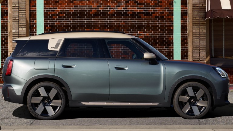 ה-MINI Countryman החשמלית - חלק חיצוני - גלריה - 01