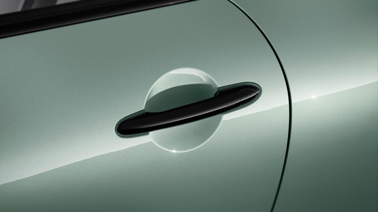 MINI Cooper‏ 3 דלתות - גלריה חיצונית - מבט מהצד