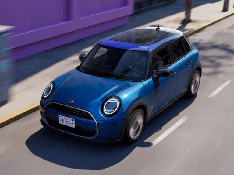 MINI Cooper‏ 5 דלתות - חוויית נהיגה - תחושה של מכונית קארטינג במקסימום