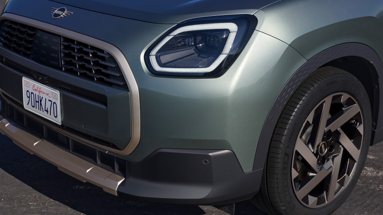 MINI countryman - חלק חיצוני - צללית