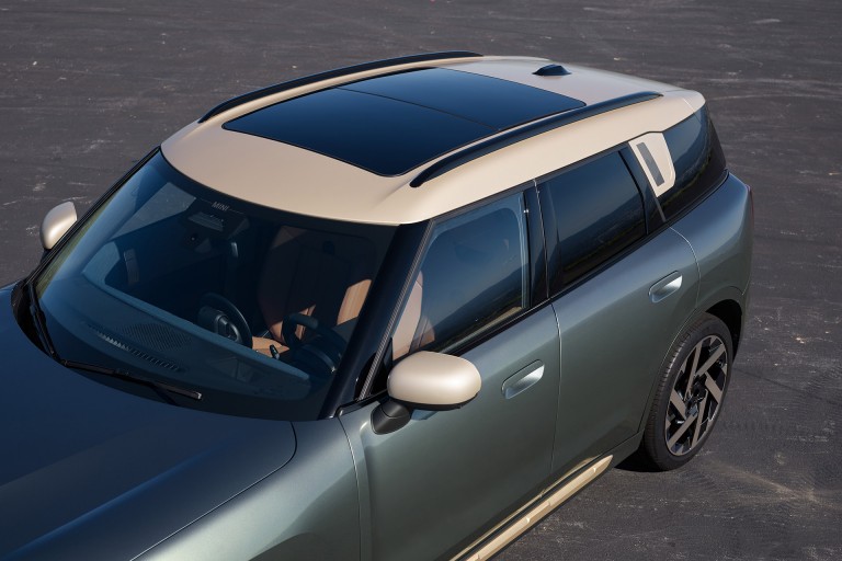 MINI countryman - חלק חיצוני - חלון גג