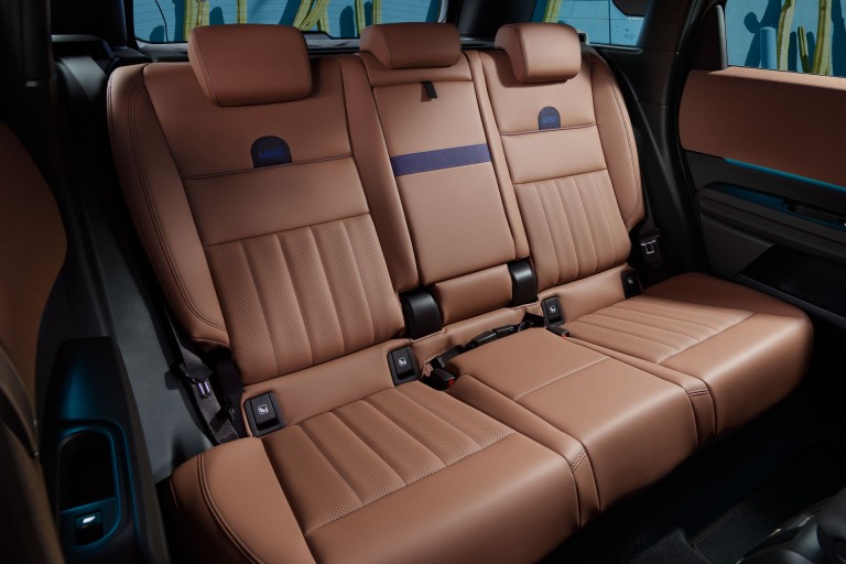 MINI Countryman - מקום ושימושיות - מושבים מתקפלים